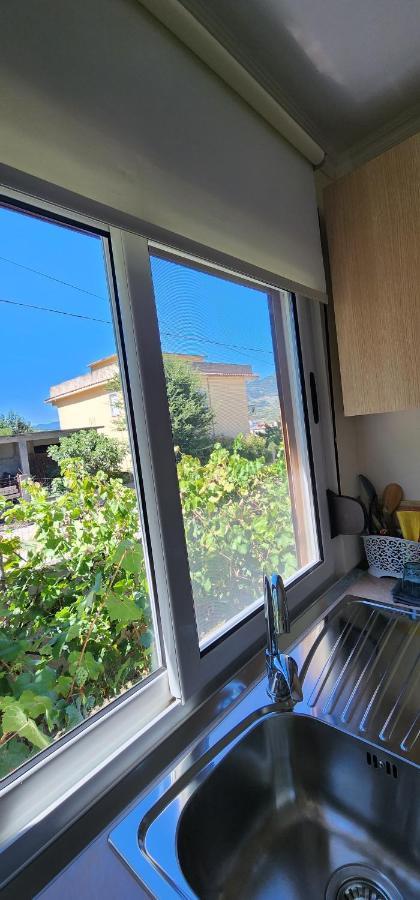 Apartament Teuta Përmet Esterno foto